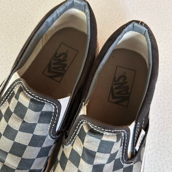 Vans Checkered Slip On Skater Shoes Beach Surfer Black Size Men’s 6.0 Women 7.5 - Picture 6 of 7